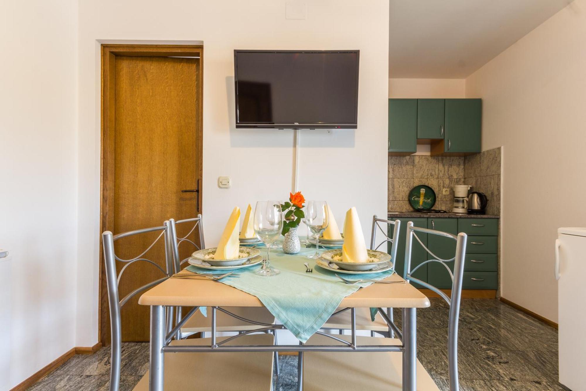 Apartments And Rooms Michaela Fažana 部屋 写真