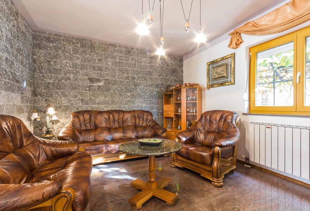 Apartments And Rooms Michaela Fažana 部屋 写真